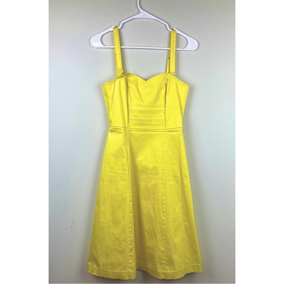 H&M Dresses & Skirts - Bright and Summery H&M Dress with removable/adjustable straps